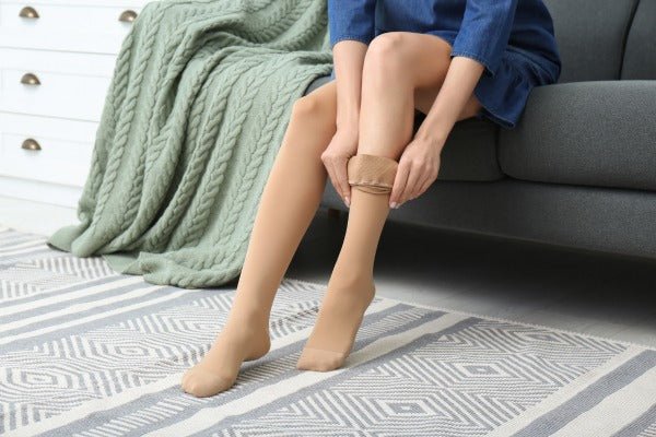 Como as Meias de Compressão Ajudam na Insuficiência Venosa e no Linfedema - FisioStore
