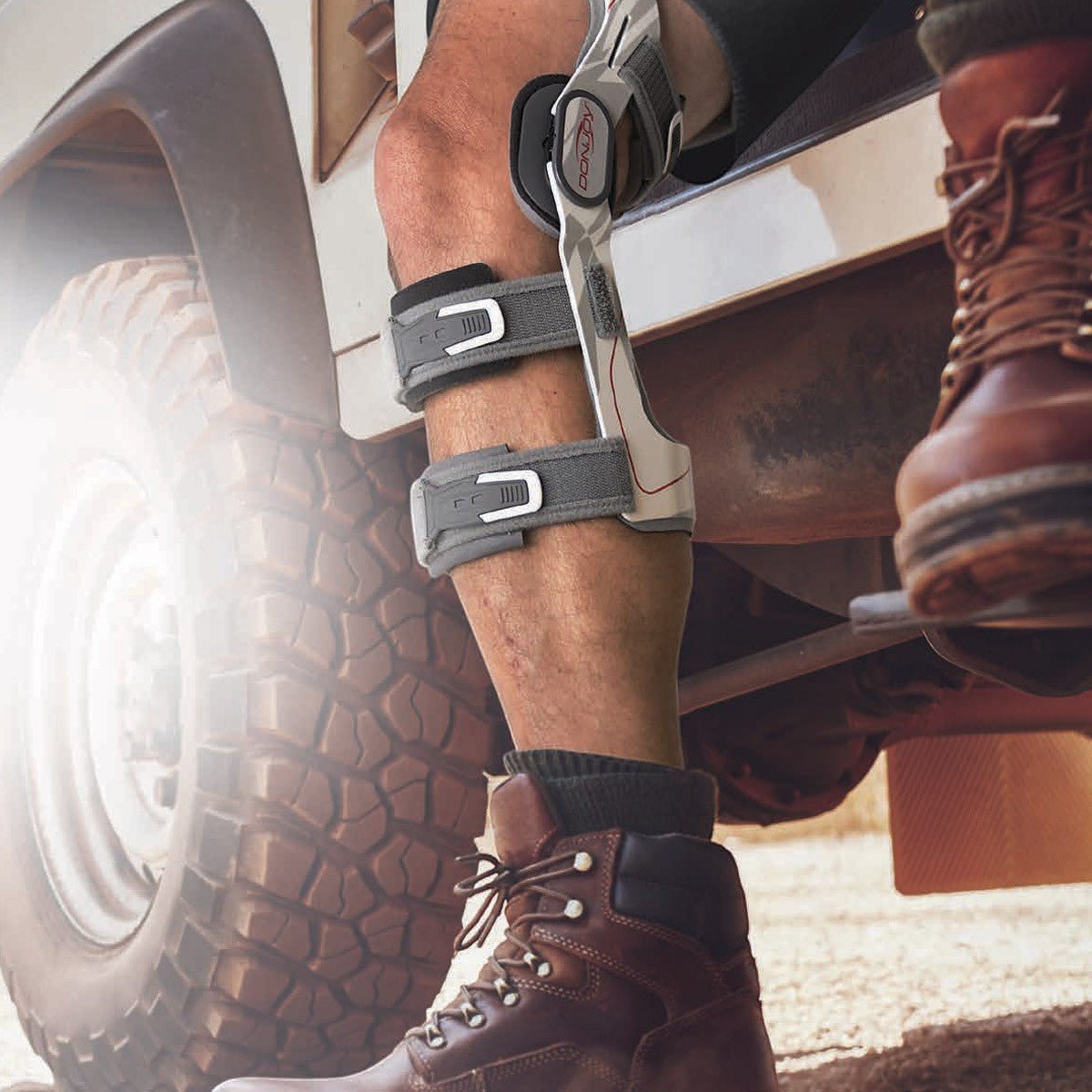 Brace para Joelho DonJoy Renegade - FisioStore