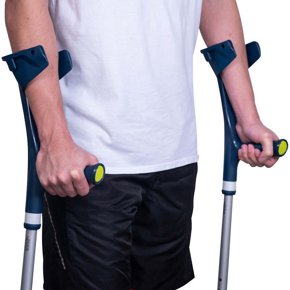 Muleta Canadense Fixa Mercur 1560 (Par) - FisioStore